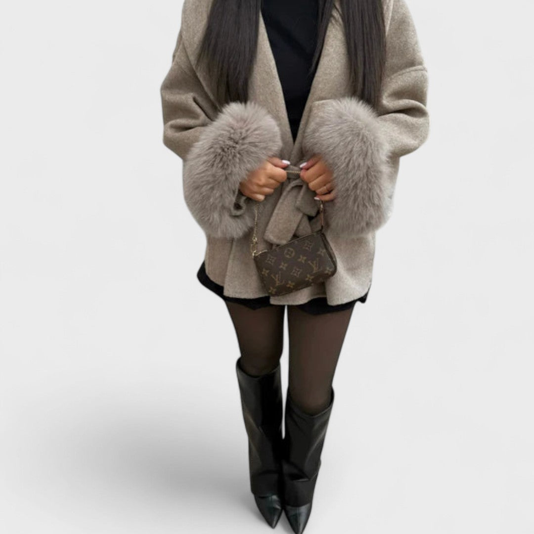 Wren | Women's Faux Fur Trim Wool Coat