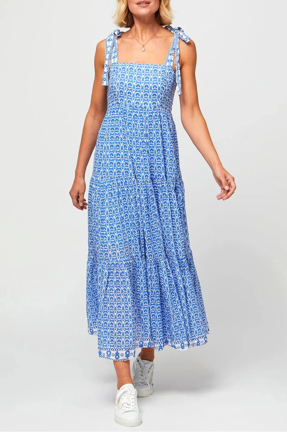 Aur | Eyelet Tiered Maxi Sundress