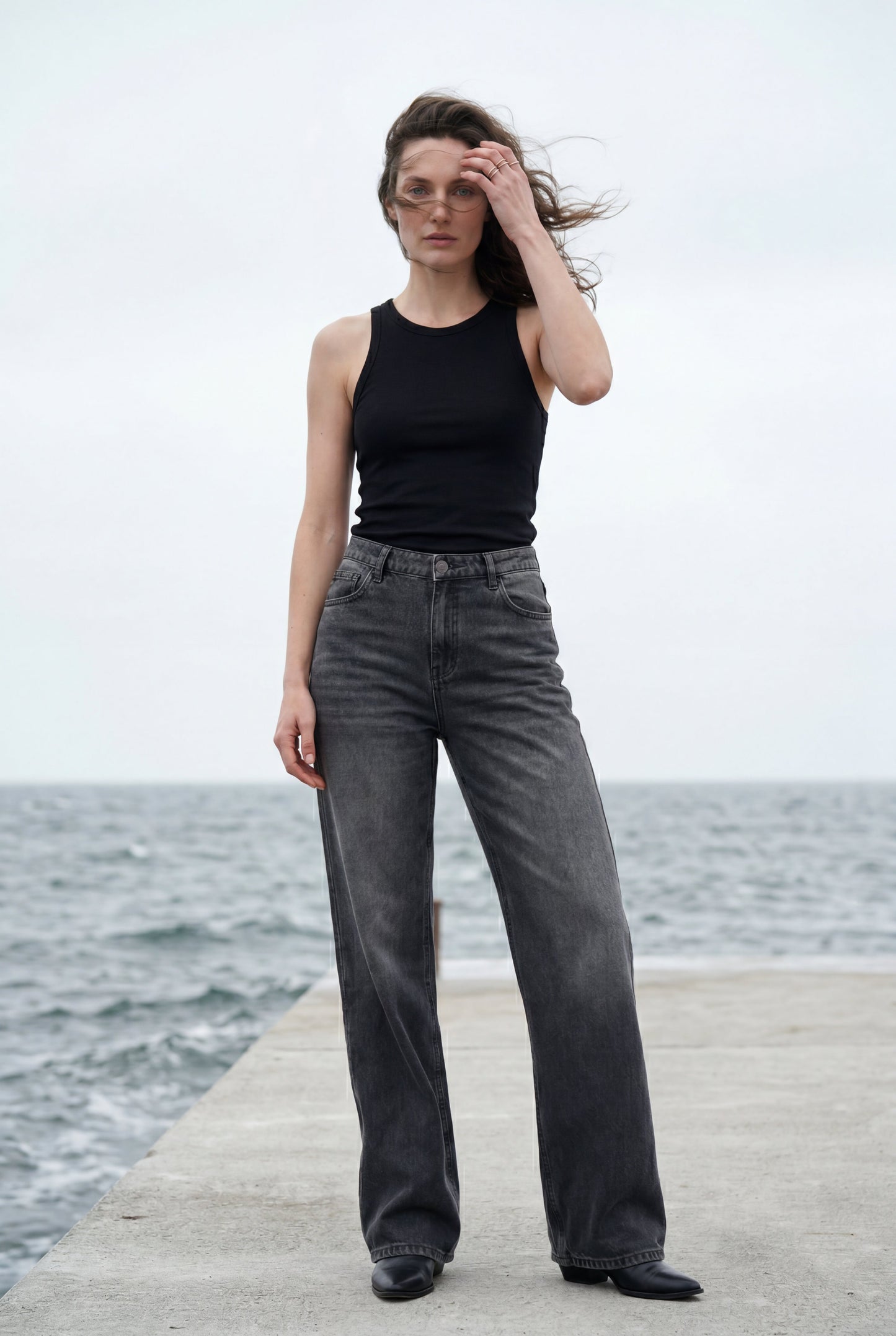 Vivienne | Light Wash High Rise Wide Leg Jeans