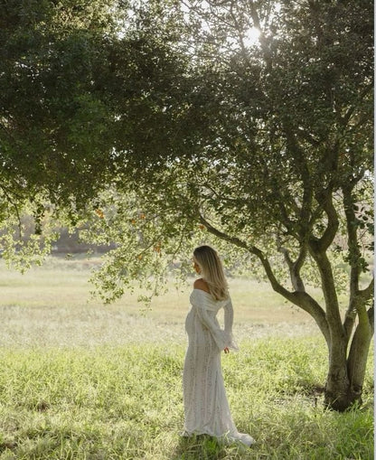 Elcevi | Lace Maternity Dress 3