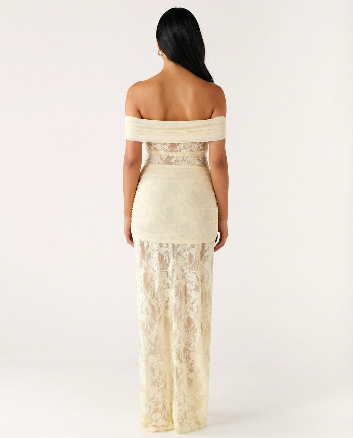 Margaux Fontaine | Off Shoulder Lace Spring Racing Maxi Dress 6